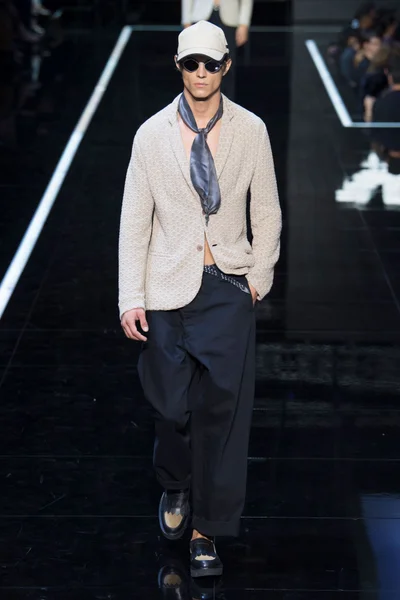 Look 23